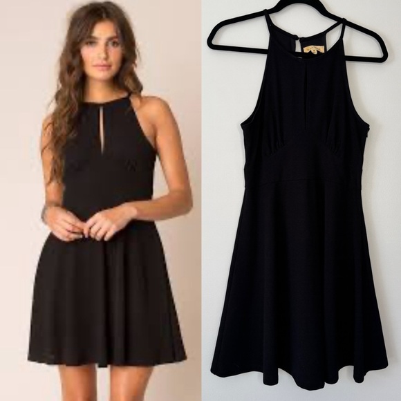 Black Swan Mini Dress Little Black Dress LBD Racerback Keyhole Lined Sz M - Picture 1 of 13